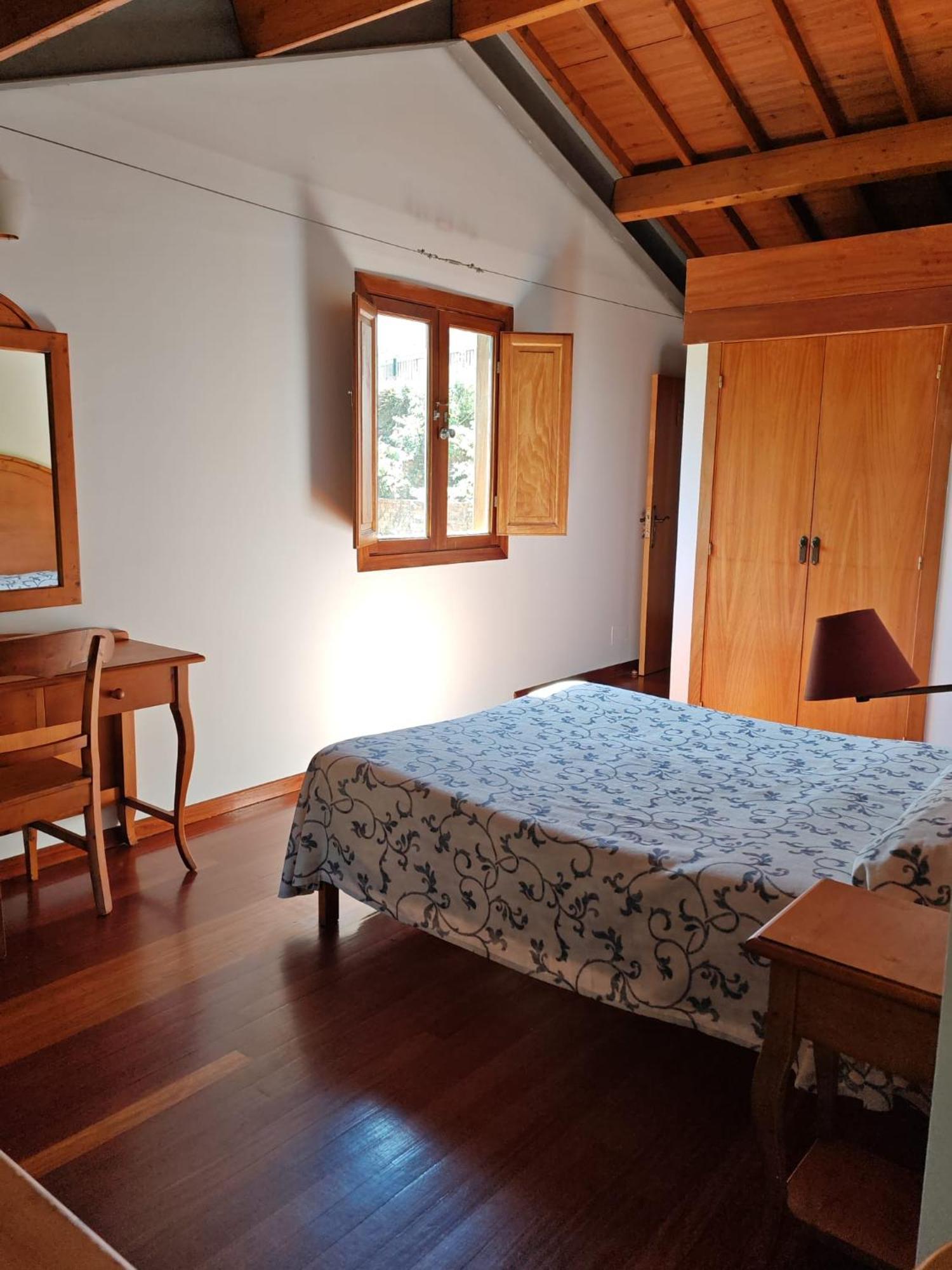 Acea Do Bubal Guest House Os Peares Ngoại thất bức ảnh